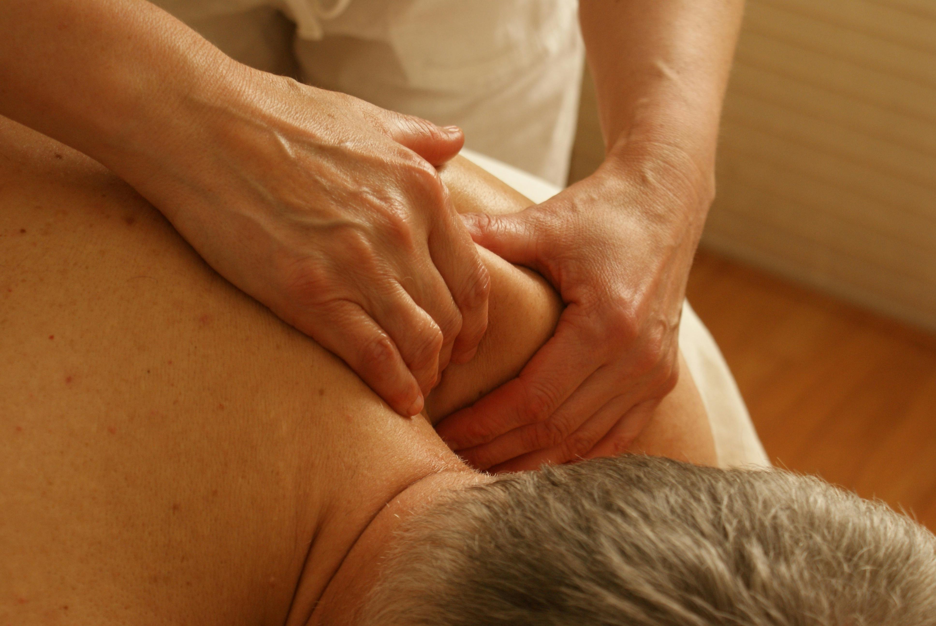 Schulter- und Nackenmassage